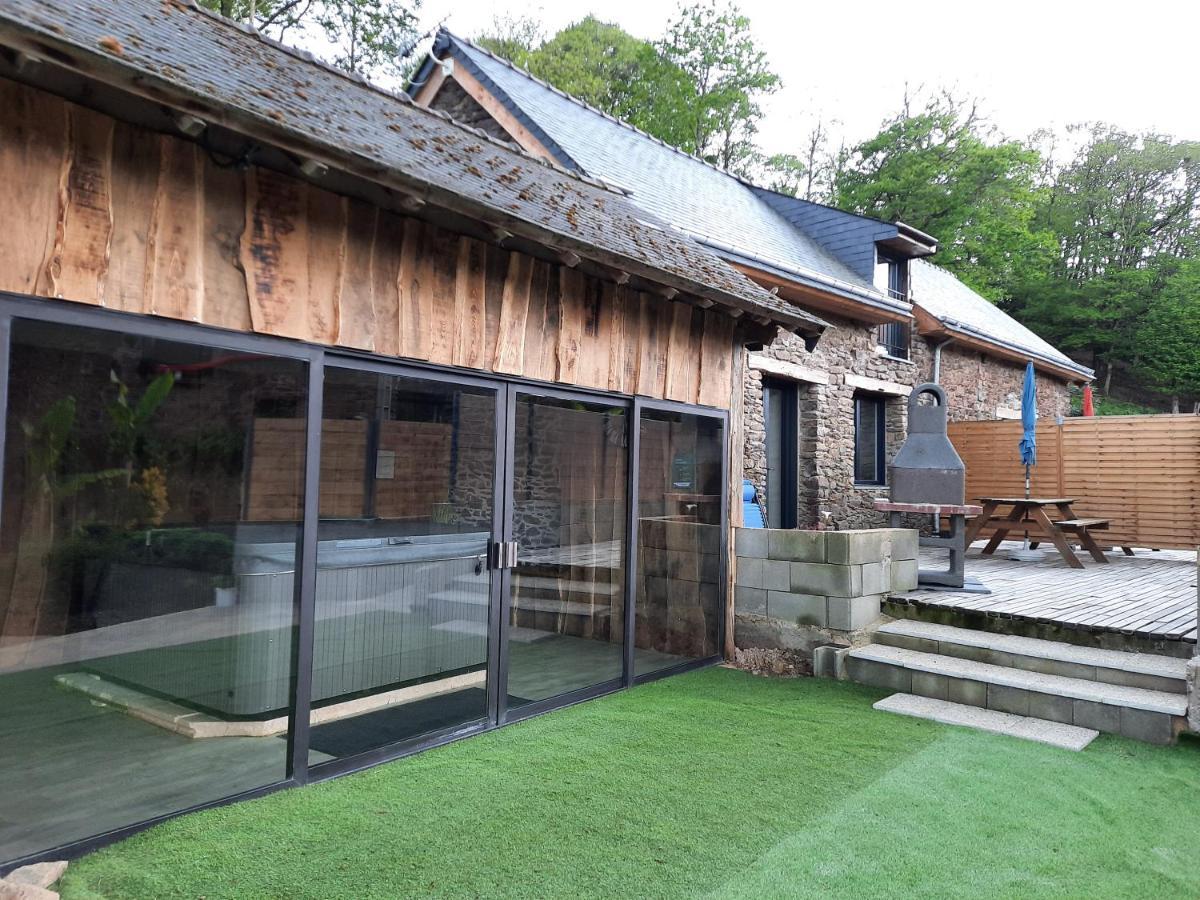 Saint-Malon-sur-Mel A La Memoire De Merlin & Spa מראה חיצוני תמונה